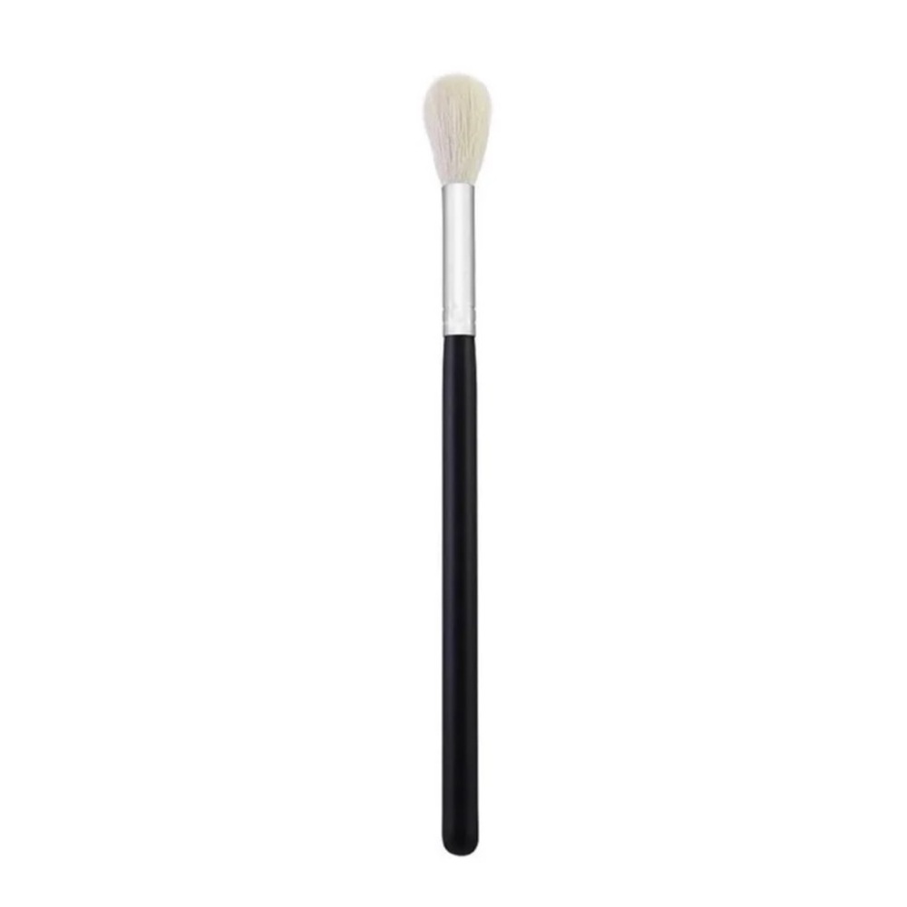 NIB Morphe M510 Round Blender Highlighter Brush